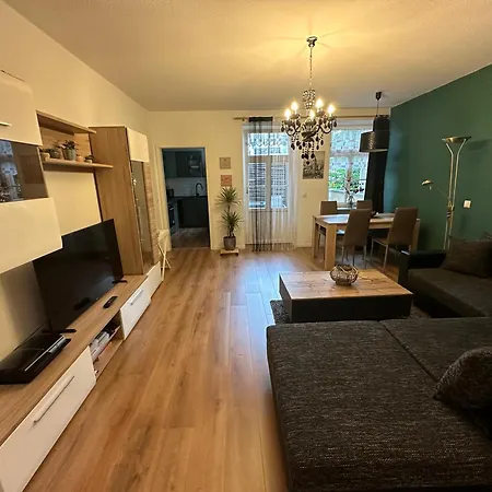 Apartment „la Casa De Papel“ / Behindertengerecht